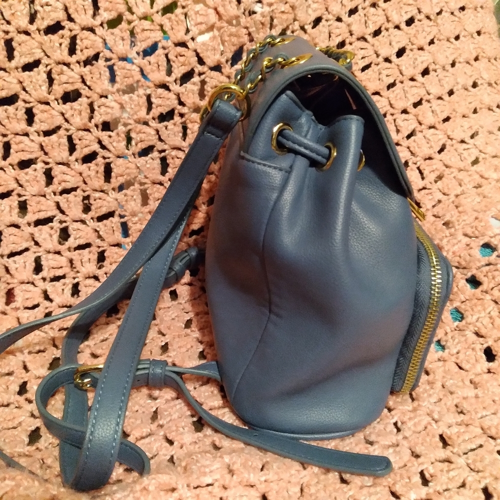 Stylish Mini Drawstring Backpack - image 2